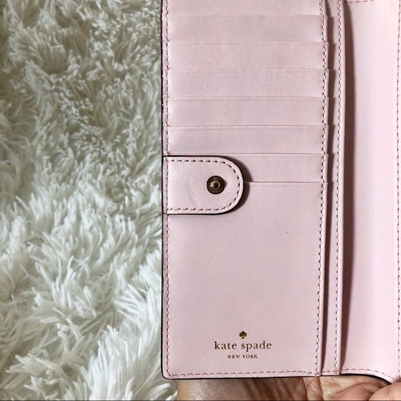 Kate Spade- soft pink Cameron st wallet - Picture 6 of 8